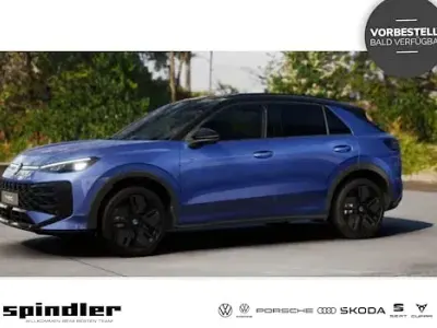 Neu VW T-Roc Cabriolet R-line 150 PS (110 kW) 2026 Blau SUV
