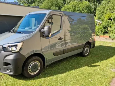 Gebraucht Renault Master 135 PS (99 kW) 2022 Grau Van / Kleinbus