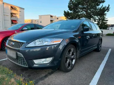 Gebraucht Ford Mondeo Titanium 163 PS (119 kW) 2010 Grau Kombi