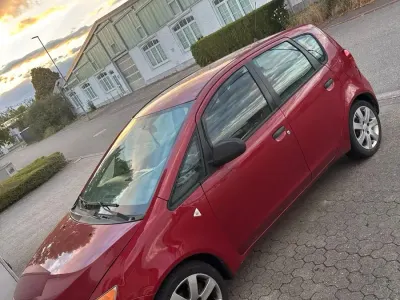 Gebraucht Mitsubishi Colt 70 PS (51 kW) 2010 Rot Kleinwagen