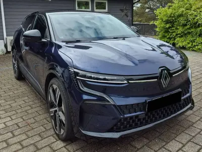 Gebraucht Renault Megane E-Tech Iconic 160 kW (218 PS) 2022 Blau Limousine