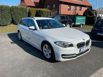 Gebraucht BMW 520 Sport Line 190 PS (139 kW) 2016 Weiß Kombi