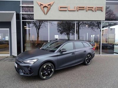 Neu Cupra Leon VZ 333 PS (244 kW) 2026 Magnetic grau matt Kombi