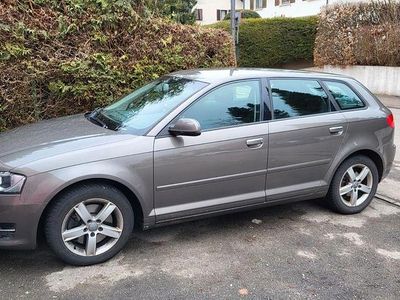 Grau Gebraucht 2011 Audi A3 Ambition Kleinwagen | 13.000 €