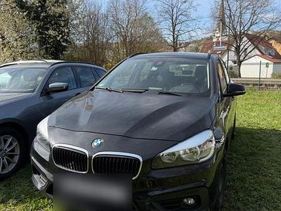 Gebraucht BMW 218 136 PS (100 kW) 2015 Schwarz Kombi