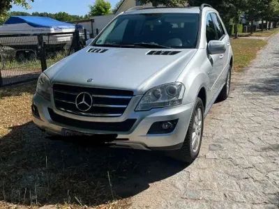 Gebraucht Mercedes ML300 190 PS (139 kW) 2010 Grau SUV
