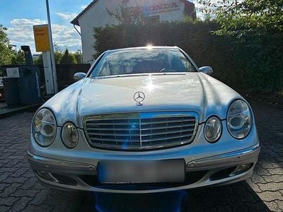 Gebraucht Mercedes E320 204 PS (150 kW) 2004 Silber Limousine