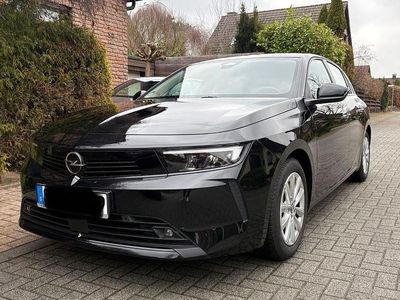 Gebraucht Opel Astra Edition 110 PS (80 kW) 2024 Schwarz Limousine