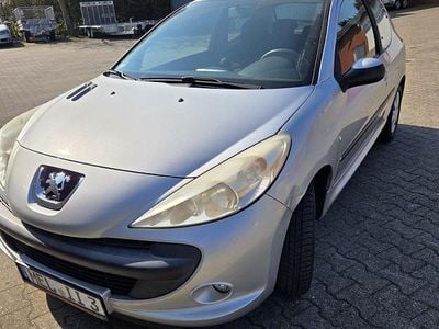 Gebraucht Peugeot 206 60 PS (44 kW) 2010 Grau Kleinwagen