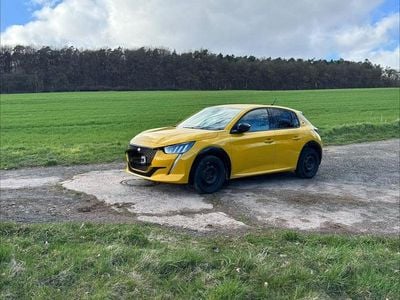 Gebraucht Peugeot e-208 GT 100 kW (136 PS) 2020 Gelb Kleinwagen