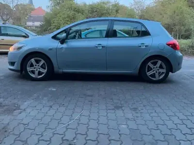 Gebraucht Toyota Auris 177 PS (130 kW) 2007 Blau Kleinwagen