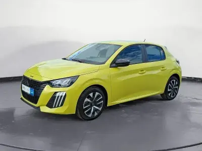Gebraucht Peugeot 208 Active 101 PS (74 kW) 2024 Gelb Kleinwagen
