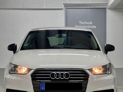 Gebraucht Audi A1 Sportback 95 PS (69 kW) 2016 Weiß Kleinwagen