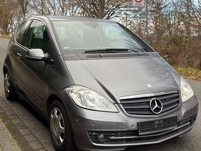 Grau Gebraucht 2009 Mercedes A160 Limousine | 2.200 € (Guter Preis)
