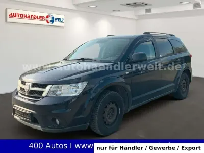 Gebraucht Fiat Freemont Urban 140 PS (102 kW) 2012 Blau SUV
