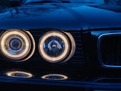 Second-hand BMW 520 150 CP (110 kW) 1995 Negru Break