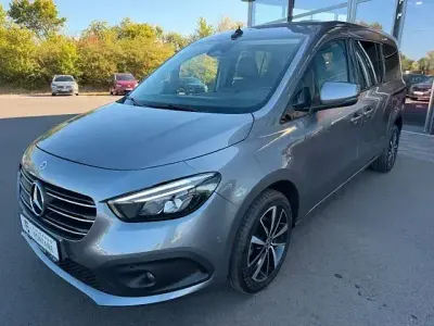 Gebraucht Mercedes T180 Progressive 131 PS (96 kW) 2024 Grau Van / Kleinbus