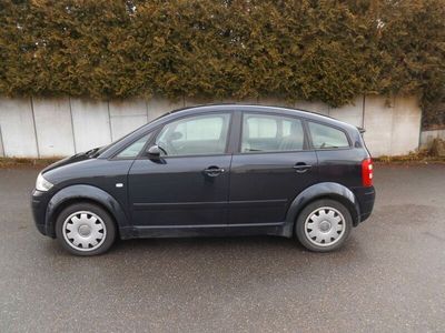 Gebraucht Audi A2 75 PS (55 kW) 2002 Blau Kleinwagen