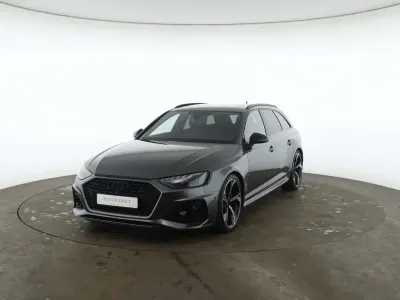 Usata Audi RS4 Ambiente 450 CV (330 kW) 2023 Grigio Station wagon