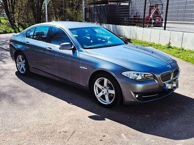 Gebraucht BMW 520 Sport Line 184 PS (135 kW) 2012 Grau Limousine