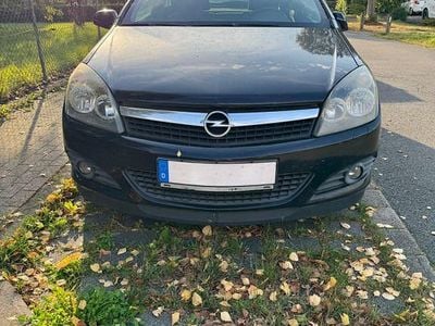 Opel Astra GTC