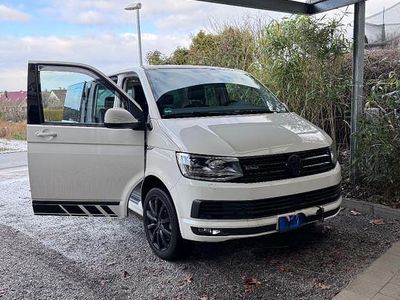Weiß Gebraucht 2017 VW Multivan Van | 44.899 €