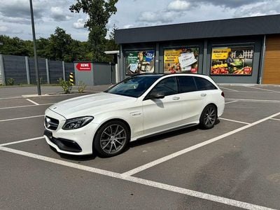 Mercedes C63 AMG