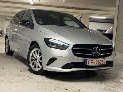 Gebraucht Mercedes B250e 160 PS (117 kW) 2021 Silber Van / Kleinbus