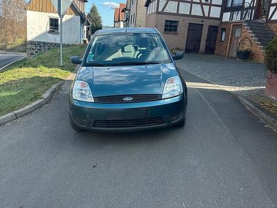 Gebraucht Ford Fiesta 60 PS (44 kW) 2002 Grün Kleinwagen