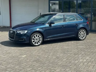 Gebraucht Audi A3 Design 116 PS (85 kW) 2019 Blau Limousine