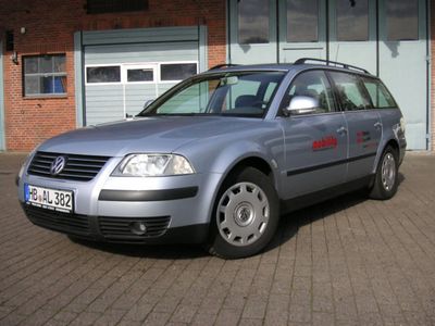 Usata VW Passat 116 CV (85 kW) 2004 Argento Station wagon
