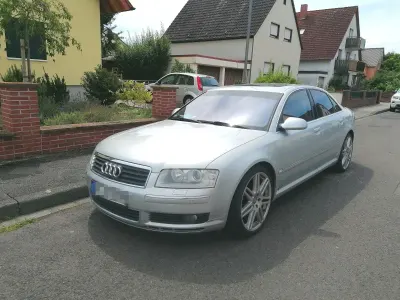 Gebraucht Audi A8 Ambiente 334 PS (245 kW) 2004 Silber Limousine