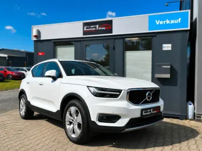Gebraucht Volvo XC40 Momentum 150 PS (110 kW) 2020 Weiß SUV
