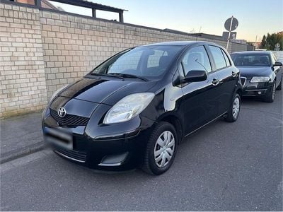 Gebraucht Toyota Yaris 69 PS (50 kW) 2009 Schwarz Kleinwagen