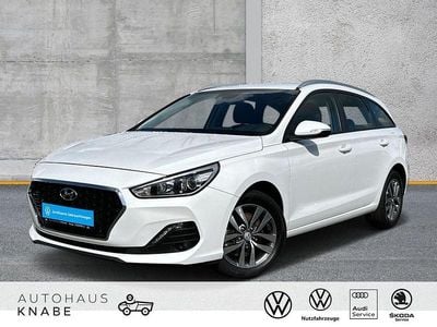 Außenfarbe: Gebraucht 2019 Hyundai i30 Trend Kombi | 12.820 € (Guter Preis)