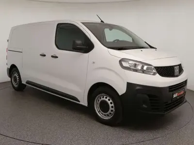 Gebraucht Fiat Scudo 144 PS (105 kW) 2023 Weiß Van