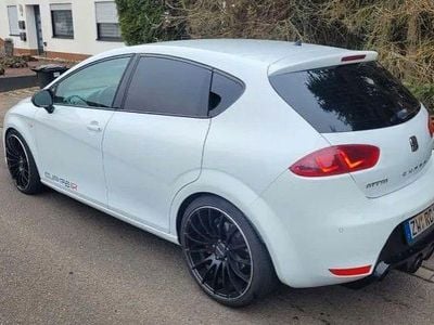 Gebraucht Seat Leon CUPRA 265 PS (194 kW) 2012 Weiß Limousine