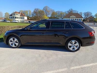 Gebraucht Skoda Superb Style 272 PS (200 kW) 2019 Braun Kombi