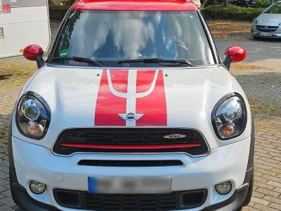 Gebraucht Mini John Cooper Works 218 PS (160 kW) 2015 Weiß Kleinwagen
