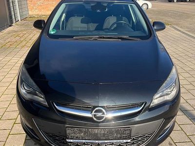 Gebraucht Opel Astra 165 PS (121 kW) 2012 Schwarz Kombi