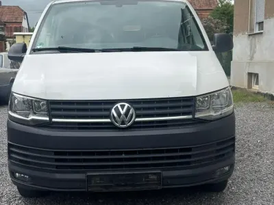 Gebraucht VW Transporter 102 PS (75 kW) 2018 Weiß Van