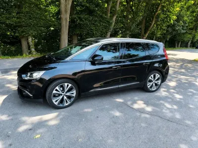 Gebraucht Renault Grand Scénic IV Intens 140 PS (102 kW) 2018 Schwarz Van / Kleinbus