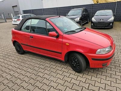 Usata Fiat Punto Cabriolet 60 CV (44 kW) 2000 Rosso Cabrio