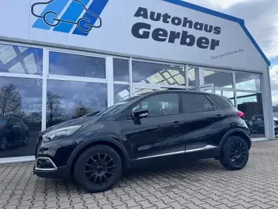 Używany Renault Captur Intens 90 KM (66 kW) 2016 Czarny SUV