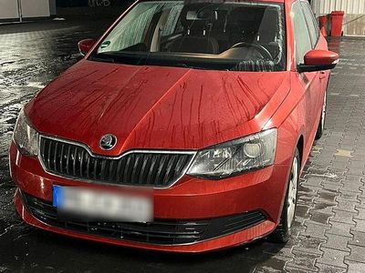 Gebraucht Skoda Fabia Ambition 90 PS (66 kW) 2015 Rot Kombi