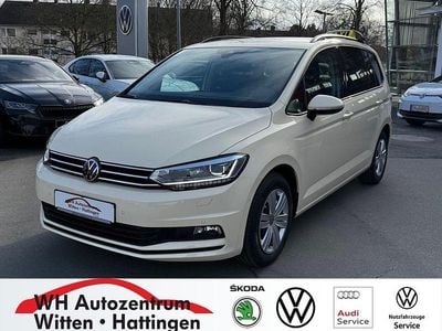 Neu VW Touran 150 PS (110 kW) 2026 Beige Van / Kleinbus