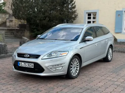 Gebraucht Ford Mondeo 140 PS (102 kW) 2014 Silber Kombi