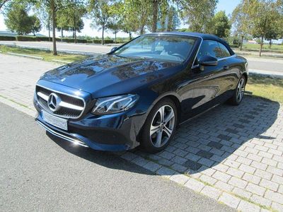 Gebraucht Mercedes E200 184 PS (135 kW) 2017 Blau Cabrio