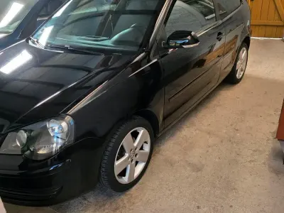 Gebraucht VW Polo Edition 69 PS (50 kW) 2009 Schwarz Kleinwagen