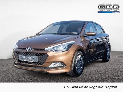 Gebraucht Hyundai i20 Trend 84 PS (61 kW) 2017 Cashmere brown Limousine